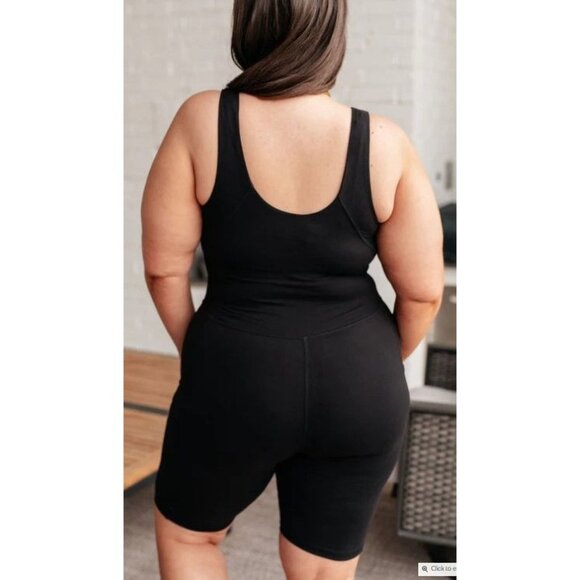 Cali Inspire Short Bodysuit Pure Black Size XXL Pockets NWT $108 Carrie Underwoo - Picture 2 of 11